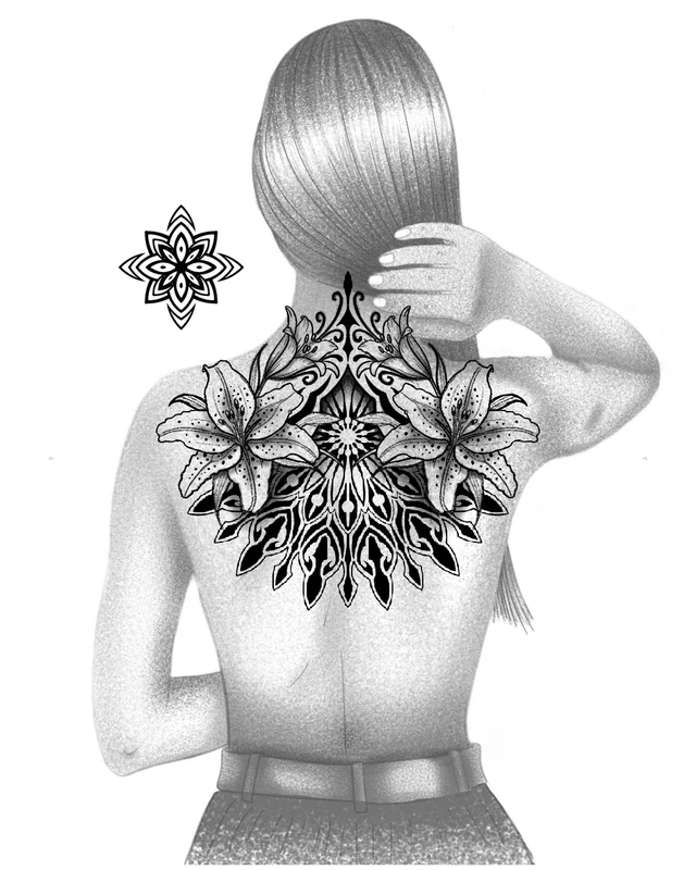 Projeto disponível para a parte superior das costas com dois lírios, folhas, uma mandala central e detalhes ornamentais na nuca.